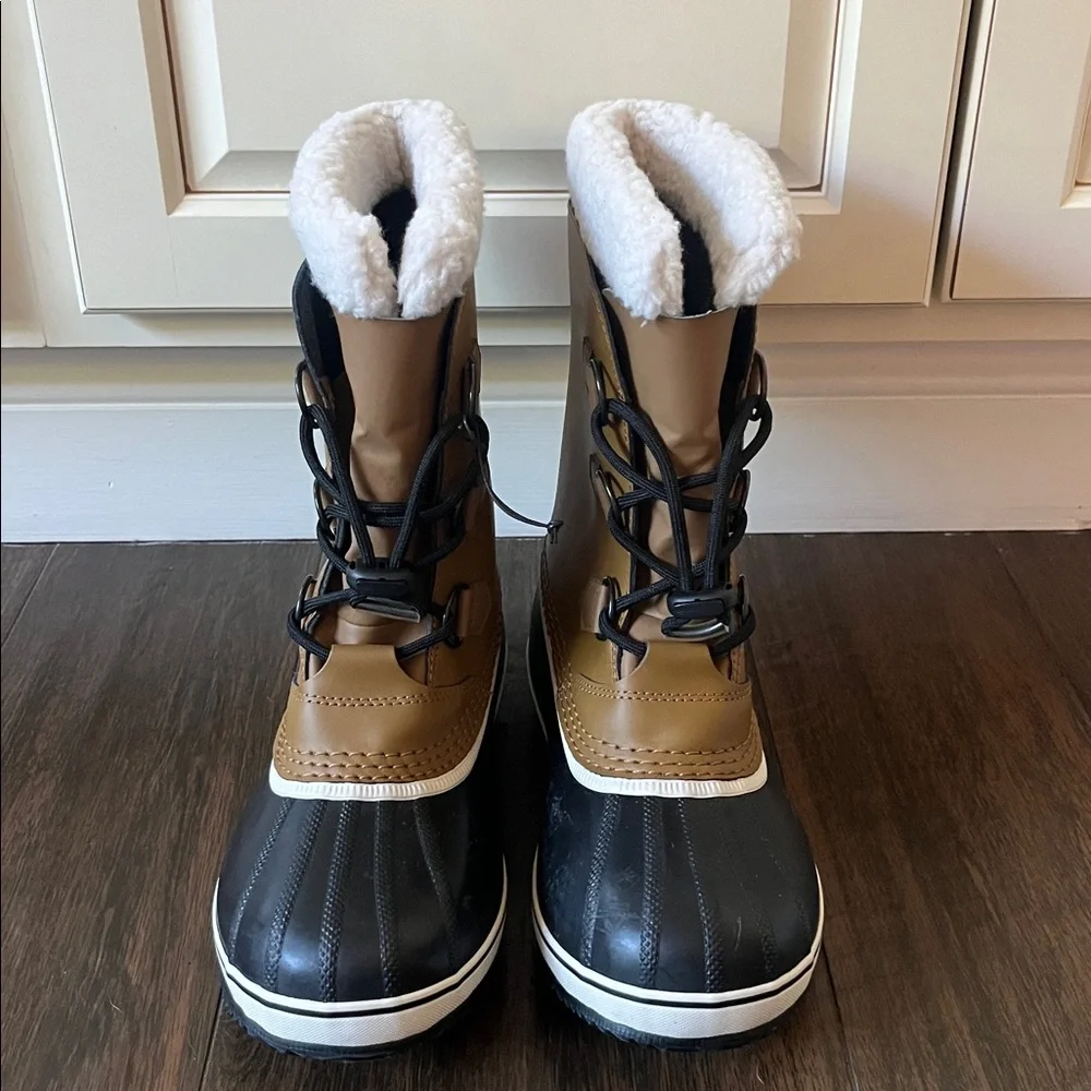 NWT SOREL Waterproof Boots